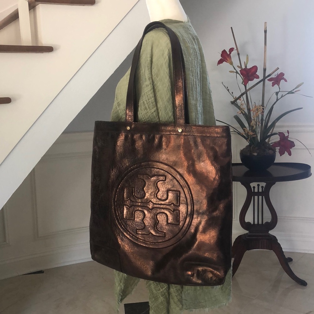 Tory Burch Bombe Crinkled Leather Tote